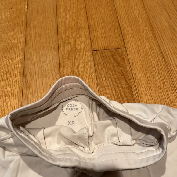 Cozy Earth off white sleep set - Picture 11 of 12